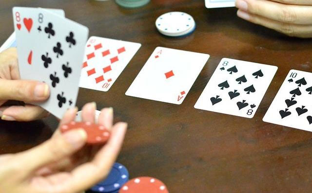 德州暗三条怎么玩？8种常见情况下的游戏策略