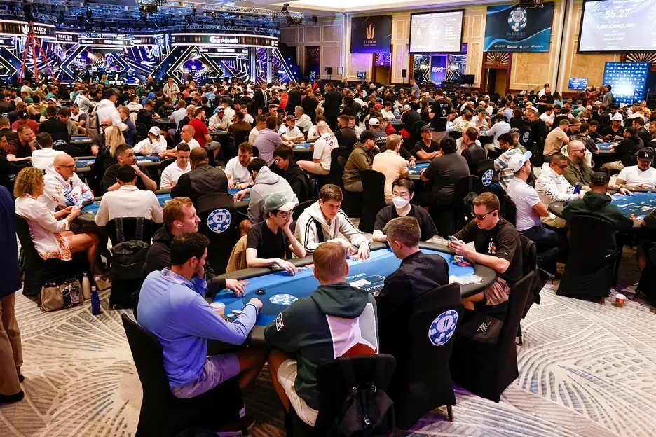 丹牛5小时被淘汰5次,第6次续命后艰难晋级WSOP超级主赛Day2