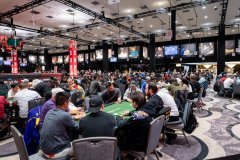 德州现场锦标赛Day2到底怎么赢？送你6个实战技巧