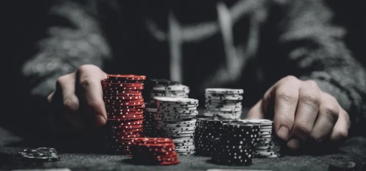 错误四:转牌河牌发出公对时强行开枪