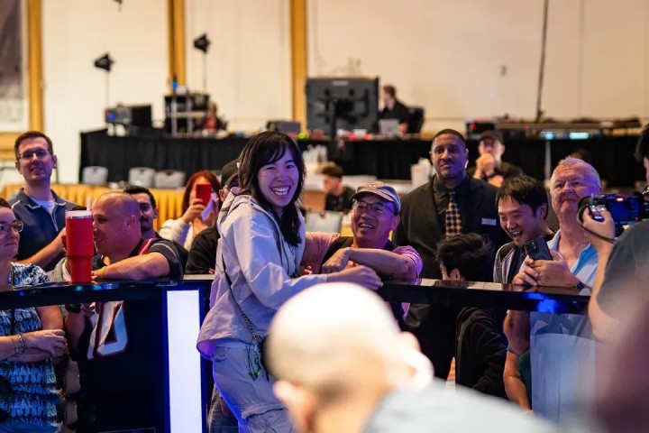 麻将高手登顶WSOP女子锦标赛！离职女工程师第二次参赛即夺冠