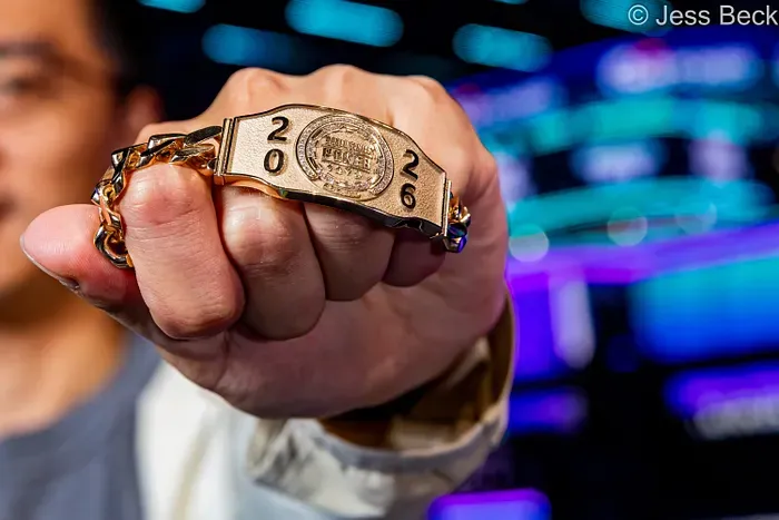 TikTok中国工程师斩获WSOP金手链,一度仅剩4个大盲
