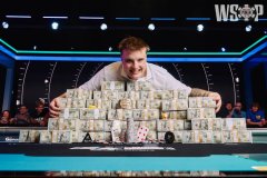 2026年WSOP主赛冠军出炉，22岁美国小将Lucas Jumalon独揽1000万美元