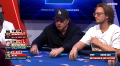 扎心！翻前弃掉QQ后，两轮发牌都翻出Q，痛失42万美金巨池